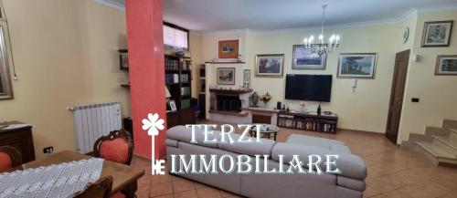 Foto con logo8